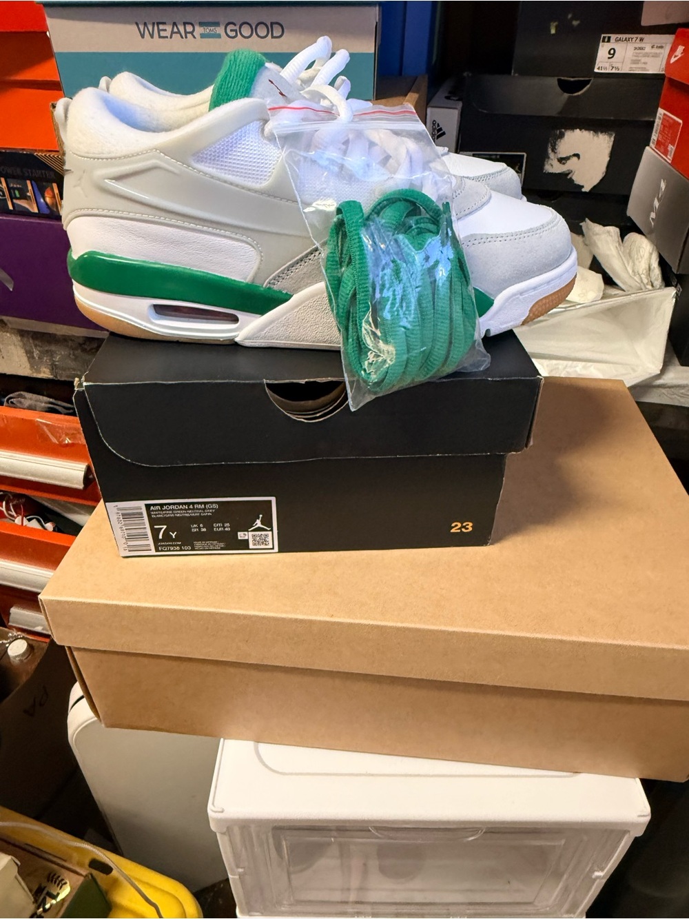 Nike Air Jordan 4’s size 7y or 8.5 women